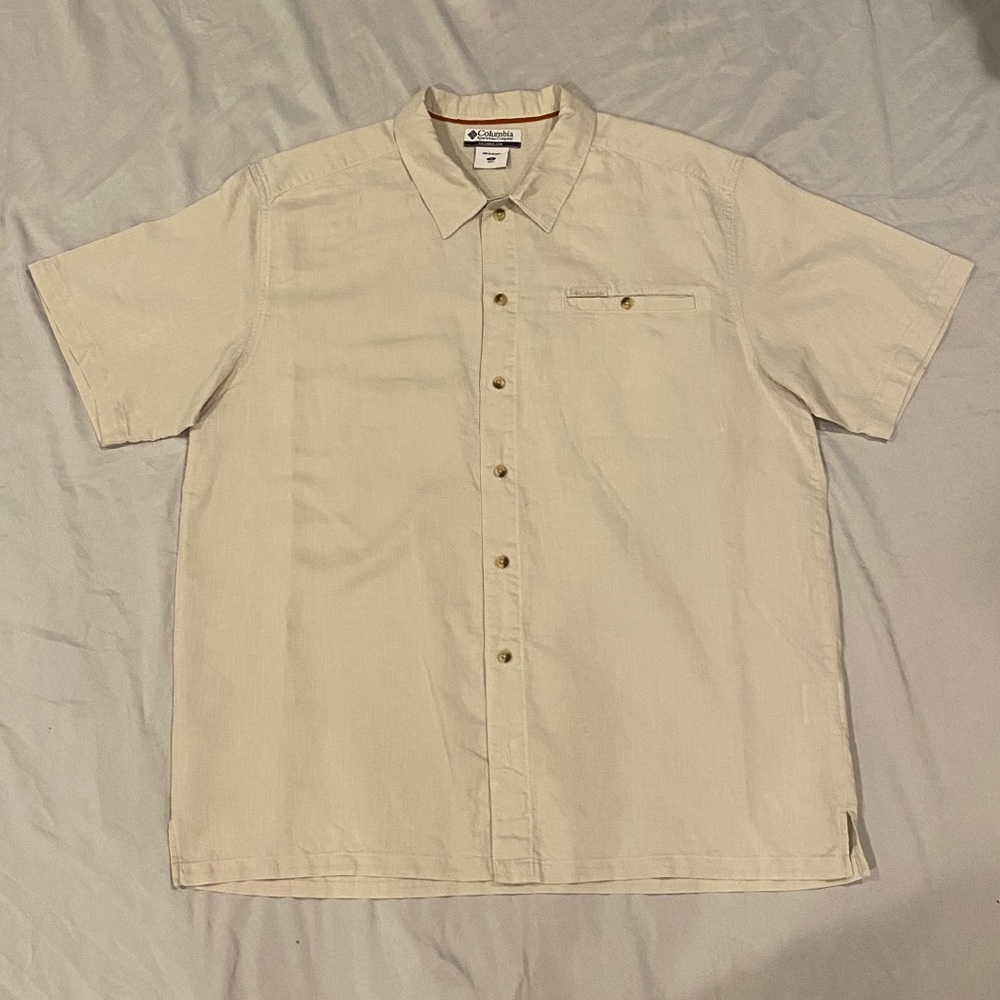 Columbia Short Sleeve Button Front Shirt Size XL